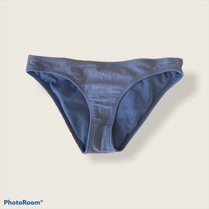 ~Cute Xhilaration bikini bottoms~